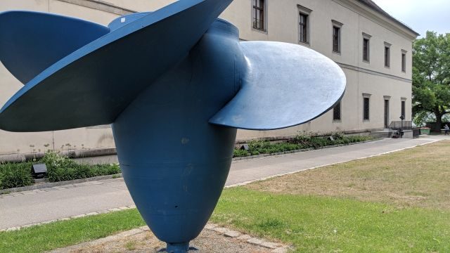 geocaching linz schlosspark turbine cache outdoor