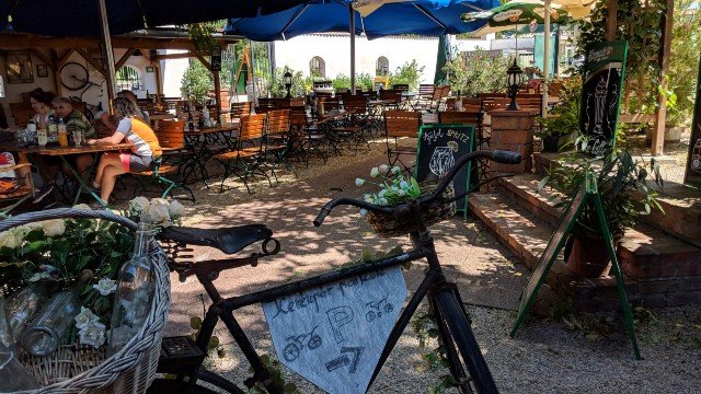 ungarn-fahrradtour-fertoerakos-heuriger-gastronomie-teamevent-geocaching-mgs