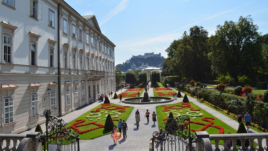 austria mirabellgarten salzburg hohensalzbur ausblick blumen geocaching raetselralley gps schatzsuche outdoor incentive pixabay