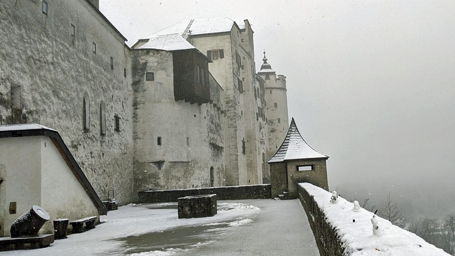 austria salzburg hohensalzburg festung winter schnee geocaching gps schatzsuche firmen teamevent incentive mgs